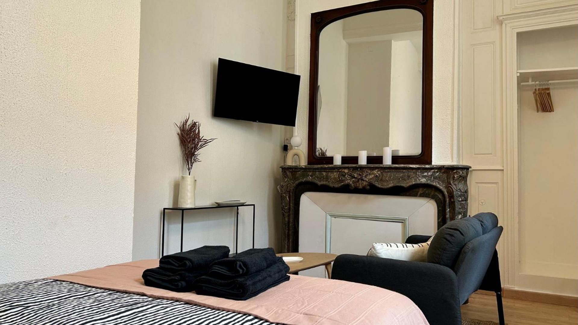 Le Mary Apartment Autun Luaran gambar
